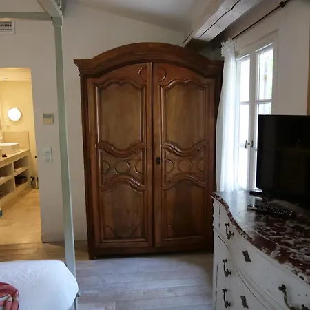 Pastis Готель 4*