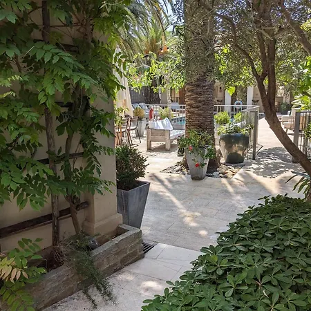 Pastis 4* Сен-Тропе