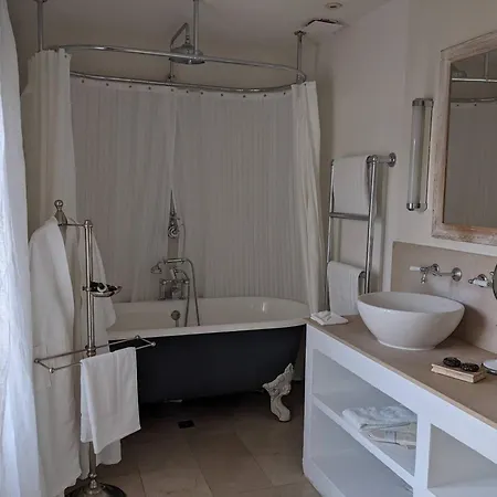 Pastis Готель 4*