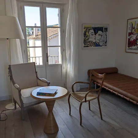 Pastis 4* Сен-Тропе
