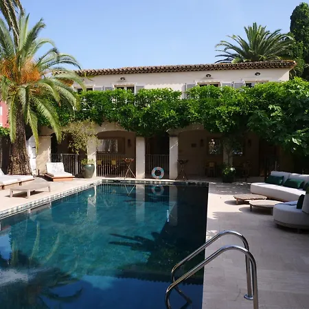 Hotel Pastis