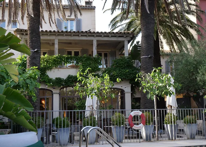 Pastis Hotel